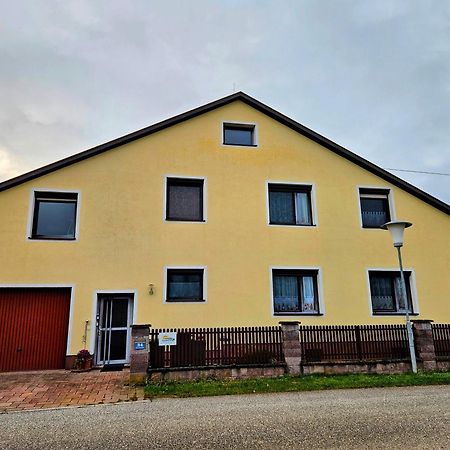 Apartment Moni In Lutzmannsburg, 1 Km Von Der Sonnentherme Entfernt - Apartment Mit 3 Schlafzimmern Екстериор снимка